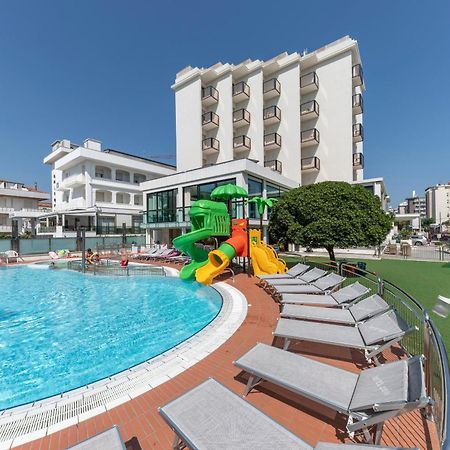 Hotel 2000 Riccione Luaran gambar