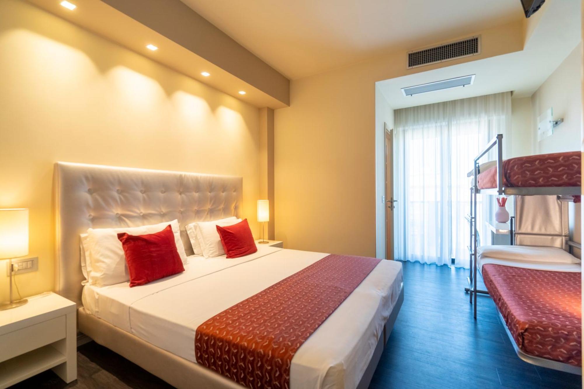 Hotel 2000 Riccione Luaran gambar