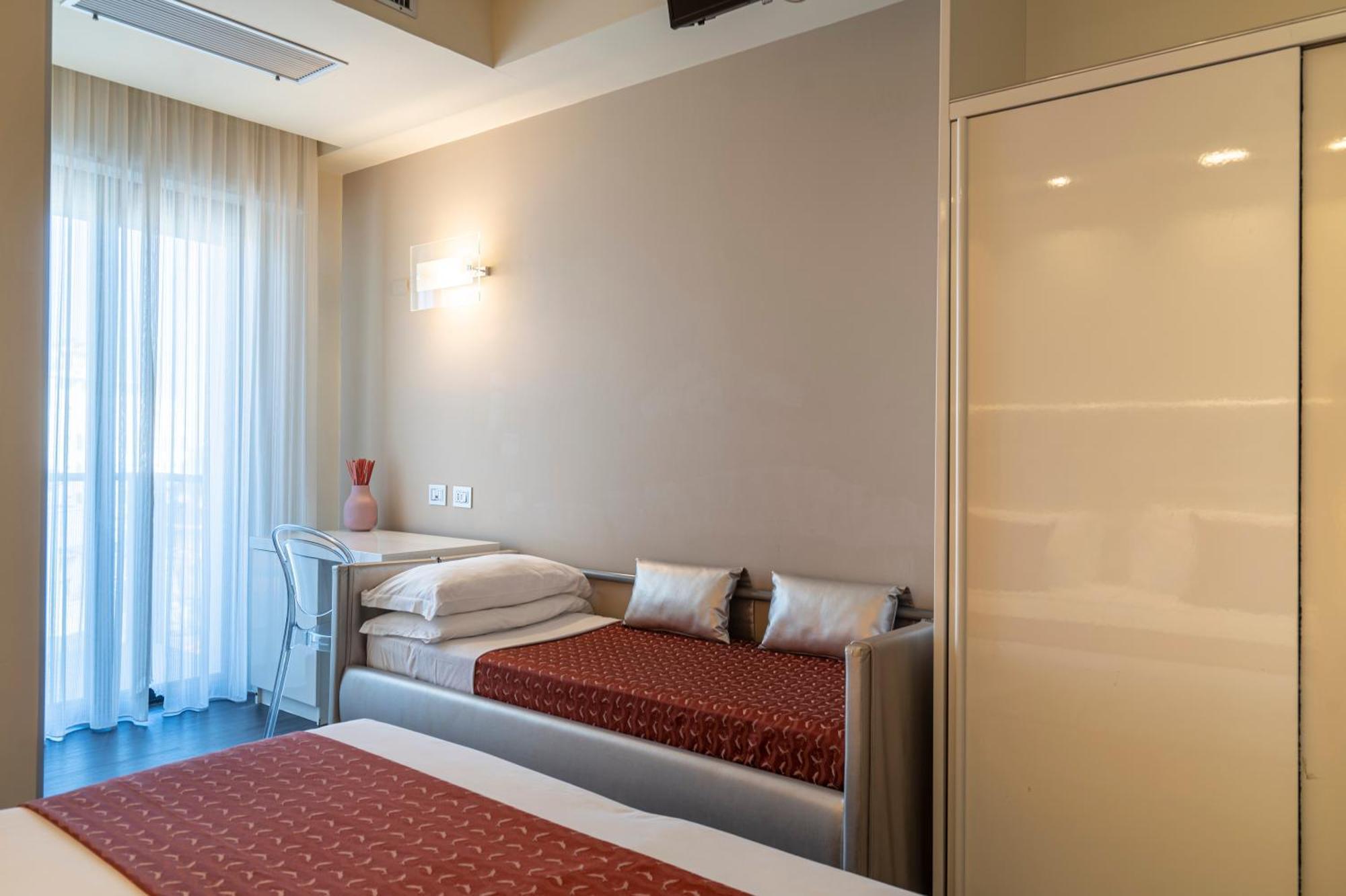 Hotel 2000 Riccione Luaran gambar