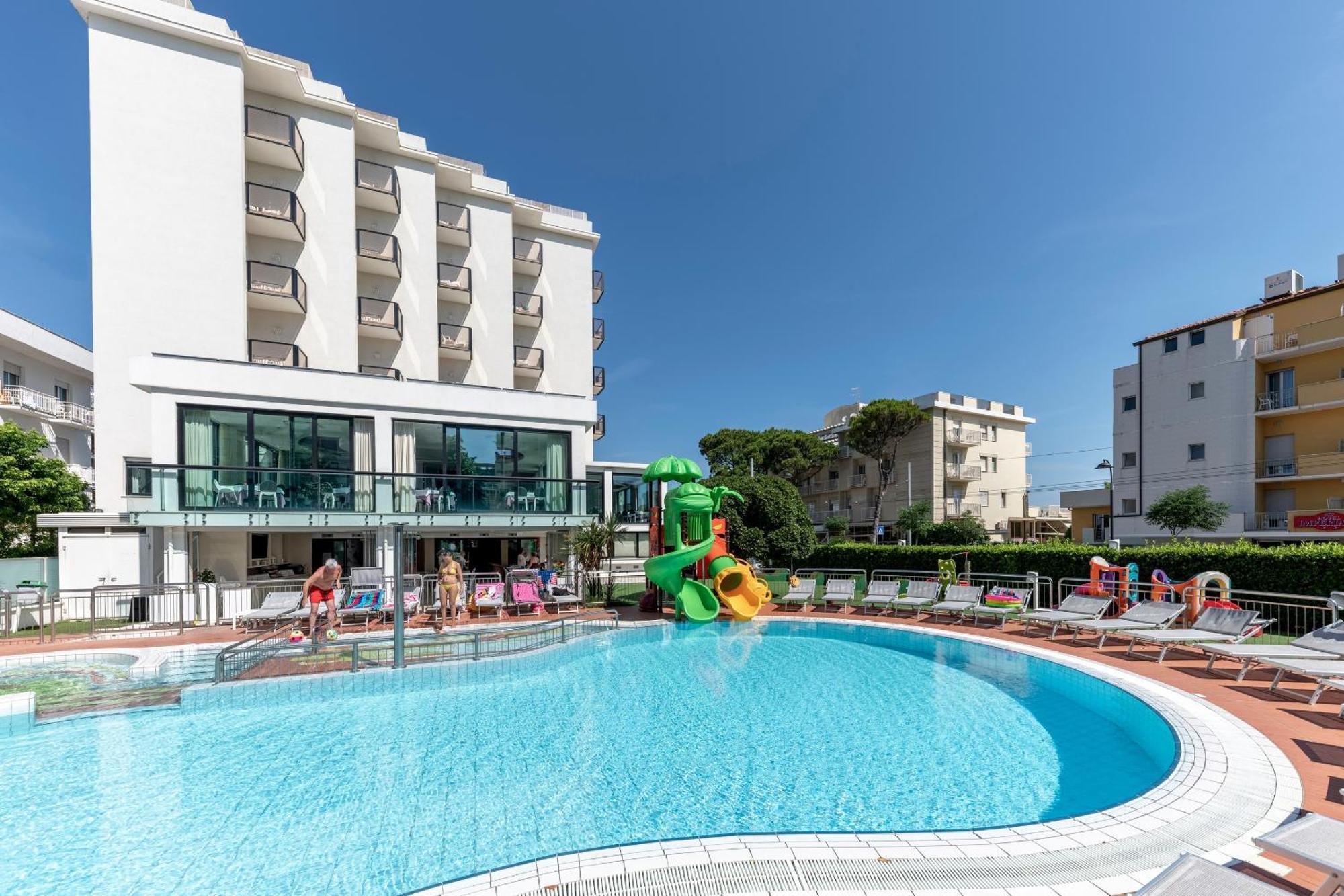 Hotel 2000 Riccione Luaran gambar